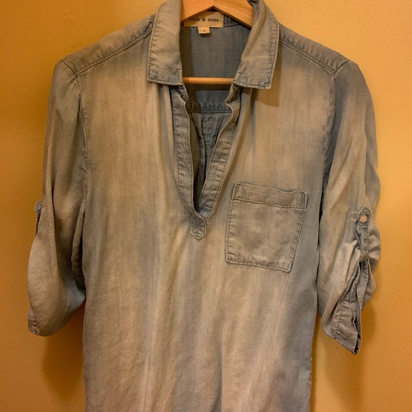 Clothes - Picture 9 of 12